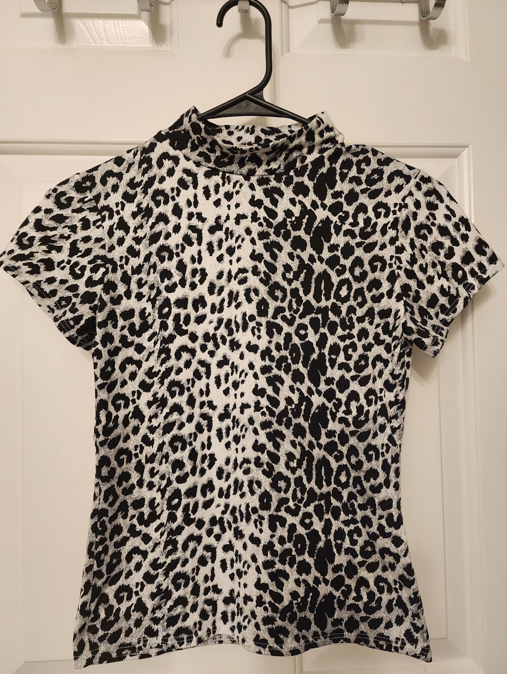 Olivia Rae Black & White Leopard Mock Neck Short Sleeve Top
